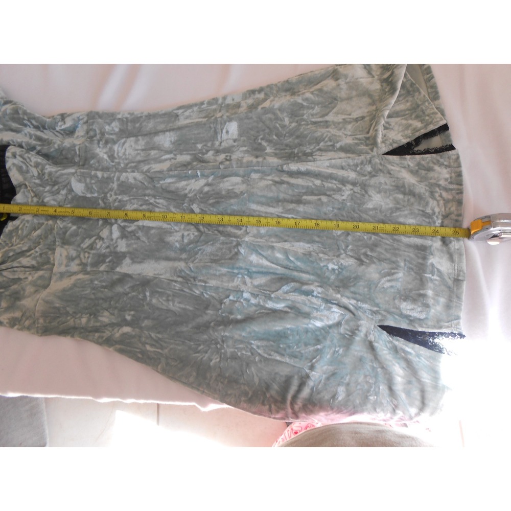 Kimchi Blue Urban Outfitters Crushed Velvet Lace Trim Mini Dress Light Green S - Picture 6 of 8